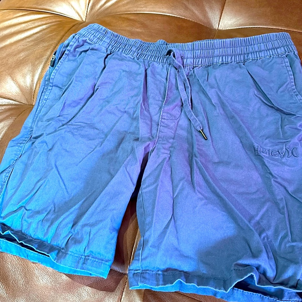 Men’s casual shorts